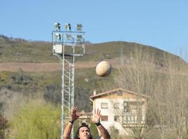 El Oviedo Tradehi Rugby Club comienza el \playoff\ con buen pie