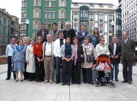 Foto de familia de la candidatura URAS-PAS al Ayuntamiento de Xixón