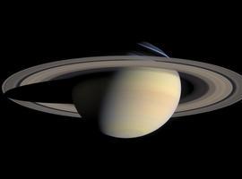 Saturno todavía muestra los efectos de una colosal tormenta de 2010