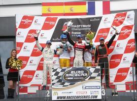 Primer podio para Javi Villa en la NASCAR europea 