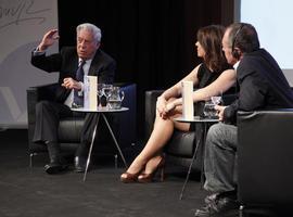 Mario Vargas Llosa dialoga con Gilles Lipovetsky sobre «La civilización del espectáculo»