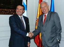 El ministro de Asuntos Exteriores y de Cooperación se reúne con su homólogo panameño 