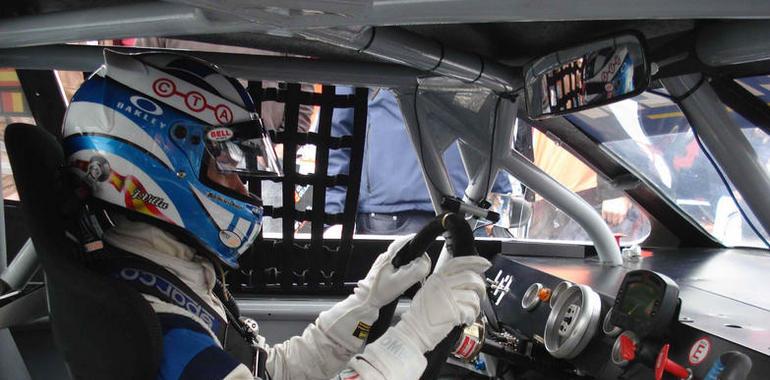 Javi Villa disputa en Gran Bretaña su segunda prueba en la NASCAR europea 