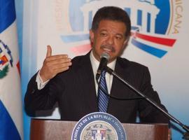 Presidente Fernández exhorta a la población dominicana a no alarmarse por el cólera 