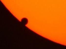 Venus cruzará el sol el martes en una imagen que nadie vivo hoy volverá a ver