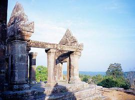 Camboya y Tailandia estudian medidas de conservación para el Templo de Preah Vihear 