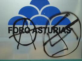 FORO ASTURIAS denuncia los actos vandálicos contra la sede del partido en Pola de Siero