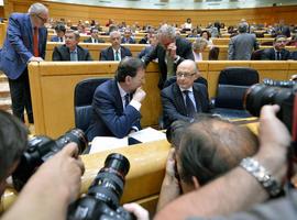 Rajoy compromete una política económica que genere crecimiento y empleo en Asturias
