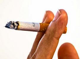 El tabaco de liar contiene más nicotina, alquitrán y monóxido de carbono que el convencional