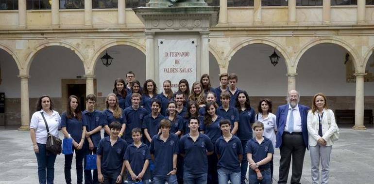 El Centro Asturiano de México acerca a jóvenes descendientes de asturianos a la Universidad de Oviedo