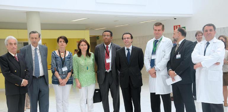 Expertos internacionales abordan la enfermedad inflamatoria intestinal en el Hospital Puerta de Hierro