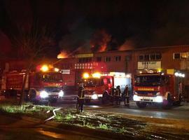 Un incendio causa graves daños a un supermercado Chino