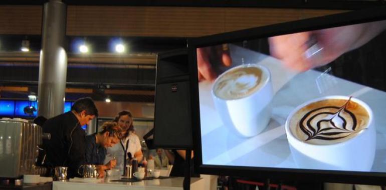 Oquendo y Cafento ofrecen el mejor espectáculo Latte Art en la FIDMA, hoy martes