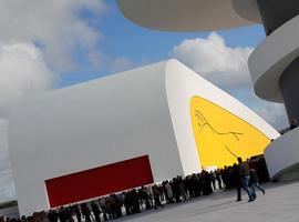 La Fundación Niemeyer creará un grupo de trabajo para desarrollar la programación cultural del centro