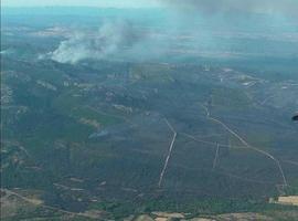 El incendio de Castrocontigo se extiende ya a 10.000 hectáreas