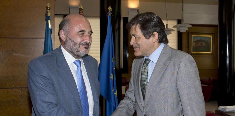 Reunión del presidente del Principado con el síndico mayor de Asturias
