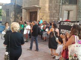 Activa jornada de protesta de los trabajadores de las administraciones públicas asturianas
