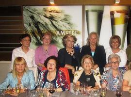 La Cofradía Doña Gontrodo tuvo el encuentro de junio en el Restaurante La Oveja Negra