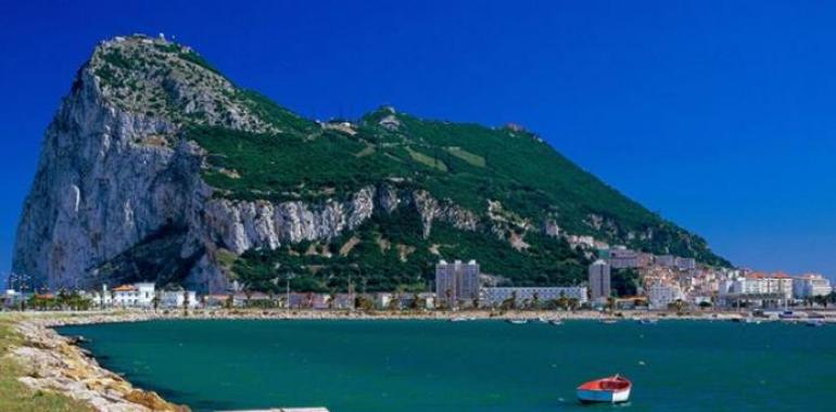 La UEFA admite a Gibraltar como miembro provisional