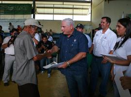 Panamá entra títulos de propiedad de sus tierras a campesinos humildes