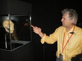 Juan Luis Arsuaga profundiza sobre la energía en la Prehistoria en una conferencia en el Ceder