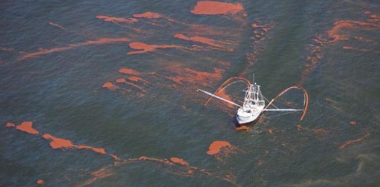 Greenpeace denuncia que la empresa del vertido del golfo de México, BP, asesorará Pemex en gestión de vertidos