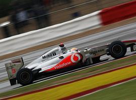 Hamilton logra la \pole\ en Abu Dhabi, Alonso saldrá séptimo