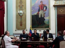 Chávez anuncia una nueva intervención quirúrgica y nombra sucesor a Nicolás Maduro