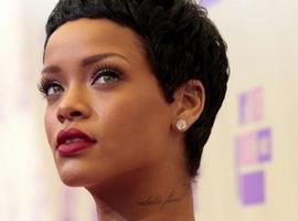 ¡Rihanna estrenó Tatuaje!