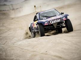 Carlos Sainz preparado para el reto del Dakar