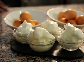 El CSIC desarrolla una clara de huevo ‘hidrolizada’ con aplicaciones culinarias