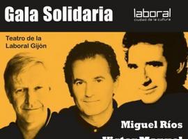 Víctor Manuel y Miguel Ríos en el concierto solidario de Médicus Mundi Asturias