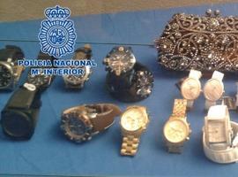 La policía recupera un botín de joyas de 3 M€ y detiene a los cacos