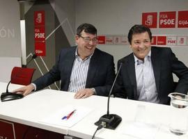 Fernández: \"La política del Gobierno es nociva para Asturias y se lo diría a Rajoy si me recibiera\"