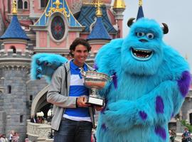 Rafael Nadal, el \"Monstruo\" del tenis celebra su nuevo triunfo en Disneyland Paris
