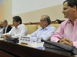 Gobierno colombiano y las FARC reanudan el lunes las negociaciones de paz
