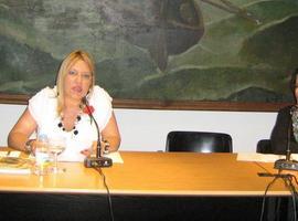 Segunda edición de “Poesía entre amigos”, con Carmen Gago y Rocío Noriega, en Llanes