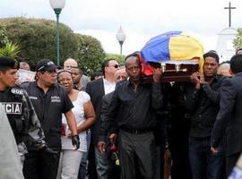 Miles de ecuatorianos despiden por última vez al Chucho Benítez 
