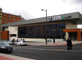 Iglesias exige al Gobierno central que venga a explicar en Asturias que el AVE se quedará en León