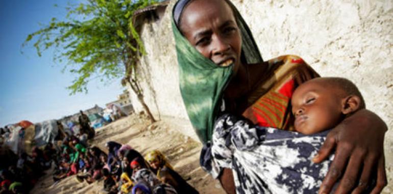 3 millones de somalíes pueden morir de hambre en semanas y 7 millones más corren peligro en África