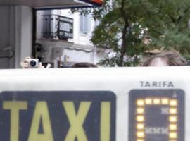 Corvera estrena el primer taxi adaptado del concejo