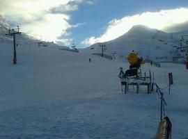 Aumenta el número de visitantes en el segundo día de temporada en Valgrande-Pajares