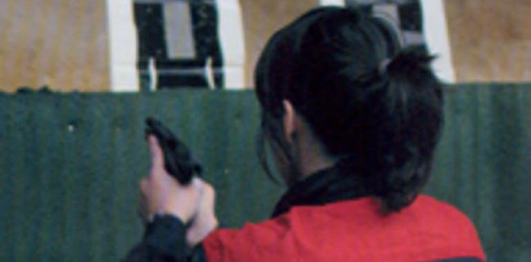 Arkaute organiza un campeonato de tiro para especialistas policiales 