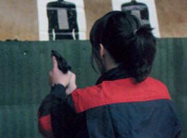 Arkaute organiza un campeonato de tiro para especialistas policiales 