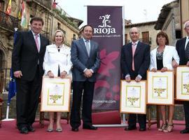 Homenaje a la figura de los exportadores de Rioja en Briones