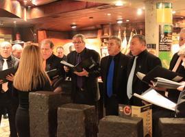 Dos coros, un ochote, tres cantantes de tonada y un intérprete el jueves en La Gascona