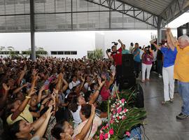 Presidente de Panamá felicita a \"las mujeres venezolanas que pelean por su libertad\"