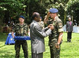 El coronel González Elul y cinco militares españoles en Uganda reciben la Medalla Nacional Somalí