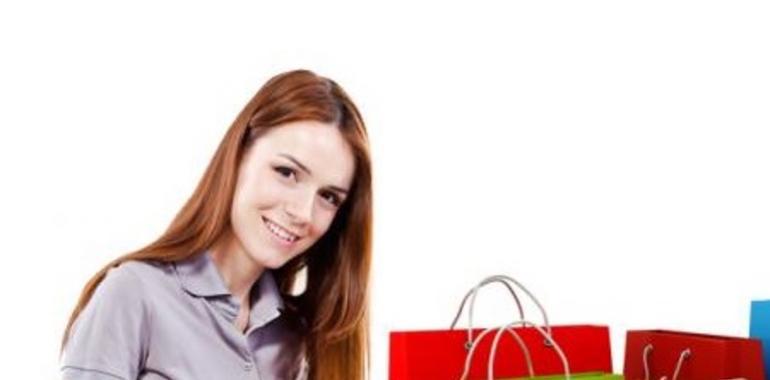 E-Commerce: Ellas compran desde casa, ellos fuera