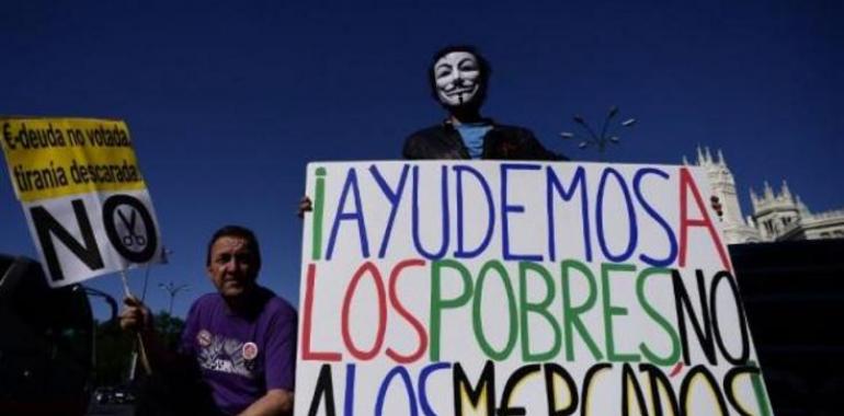 Los indignados vuelven a la Puerta del Sol en su tercer aniversario 
